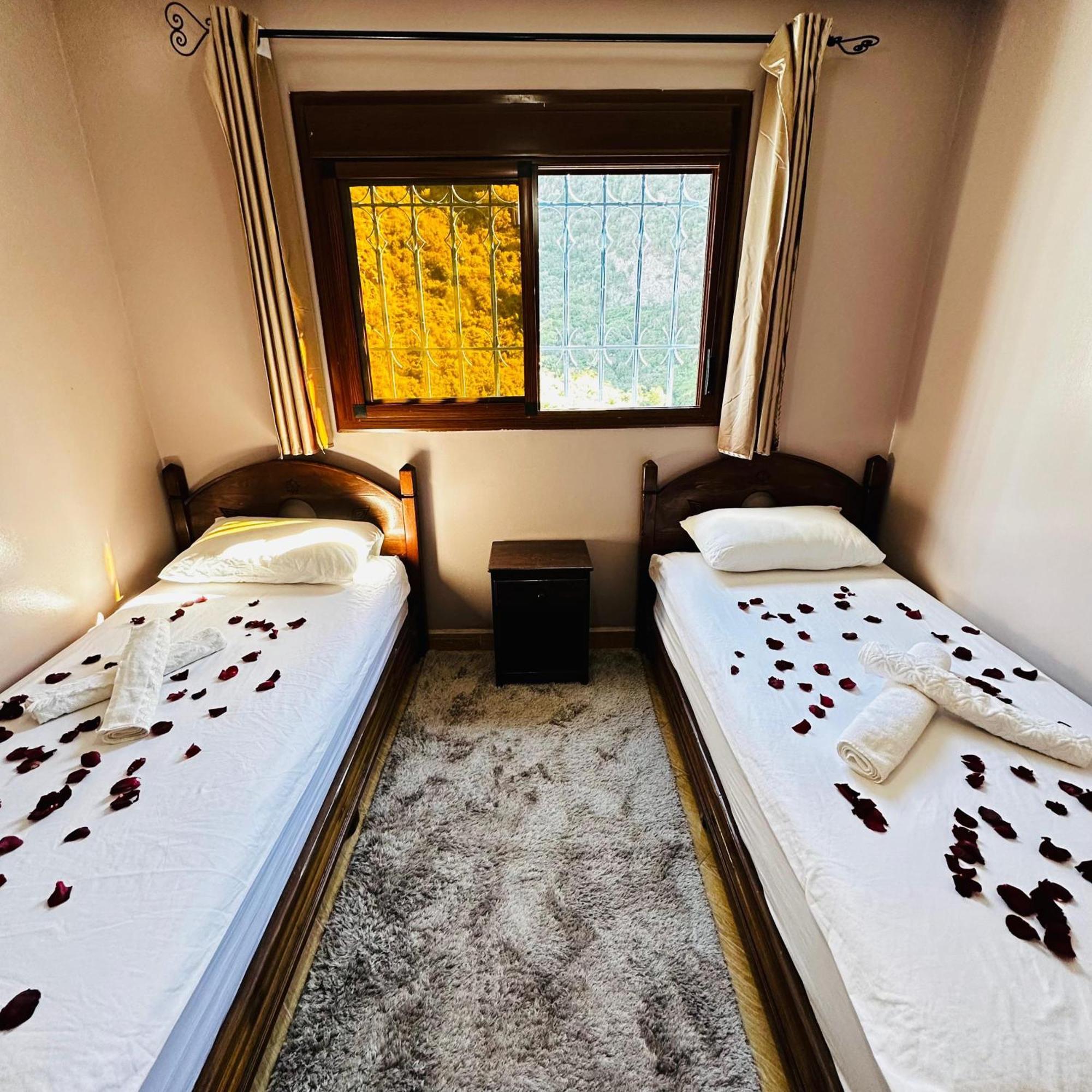 Hotel Nabil Akchour Esterno foto