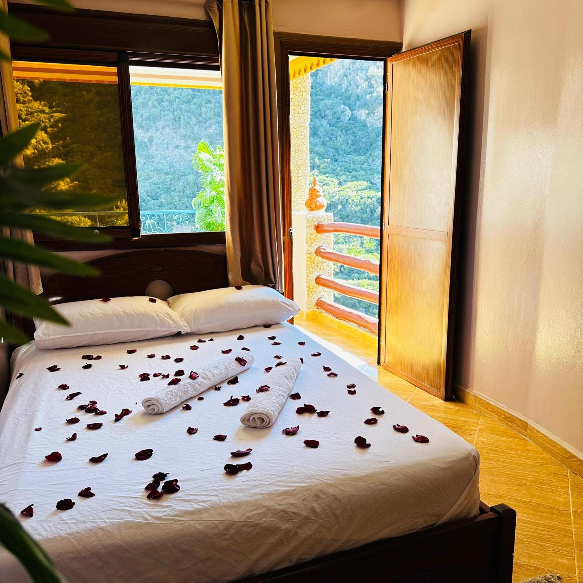 Hotel Nabil Akchour Esterno foto